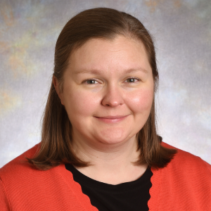 Hust_Headshot_2022_square Hust_Headshot_2022_square